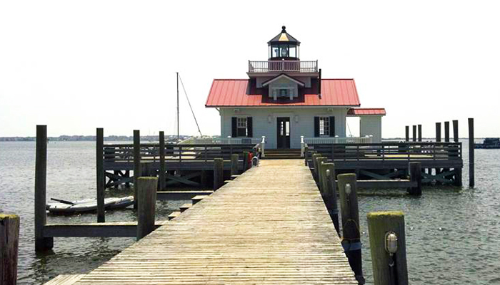 roanoke marshes lighthouse - obx lighthouses