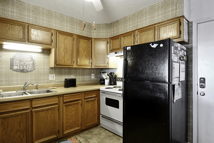 Sands Shamrock Makeover - Kitchen Sands Shamrock Makeover - Kitchen