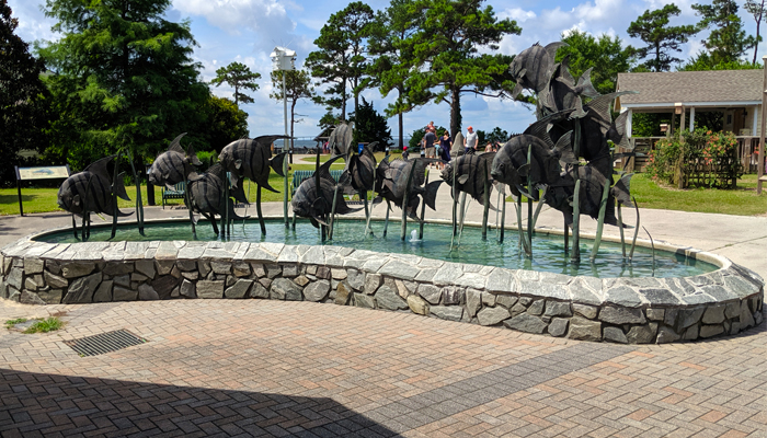 NC Aquarium on Roanoke Island Fish Statue and Fountain - Front