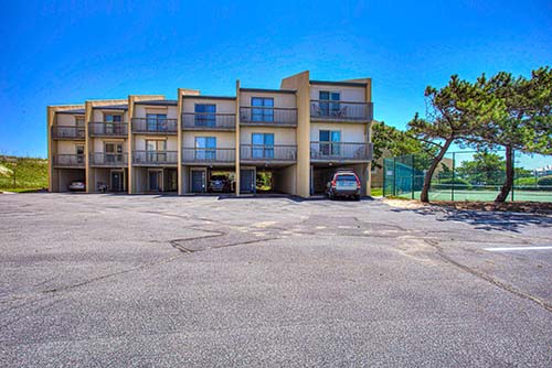 QCB5 - Shell House QCB5 - Shell House